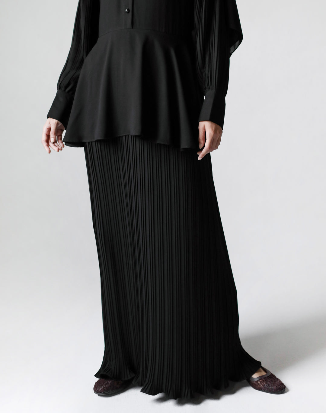 Flared Pleat Abaya