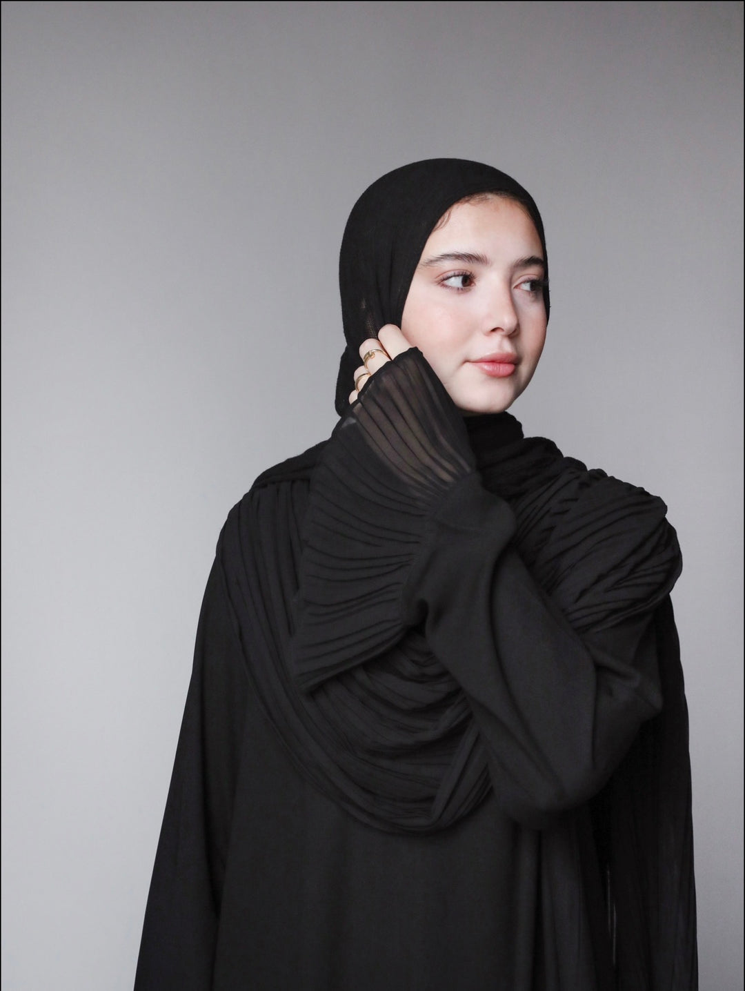Pleated Scarf Abaya C0500