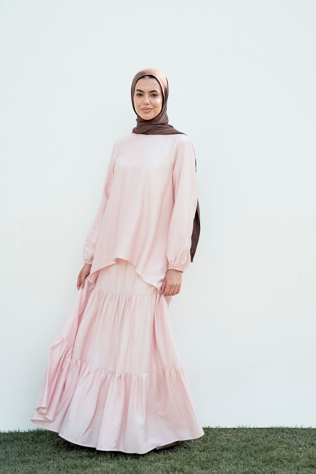 Flowing Layered Set C0534