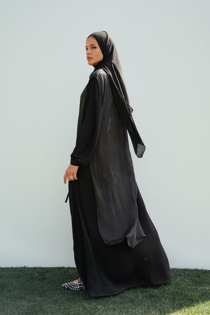 The Shimmer Cape C0528