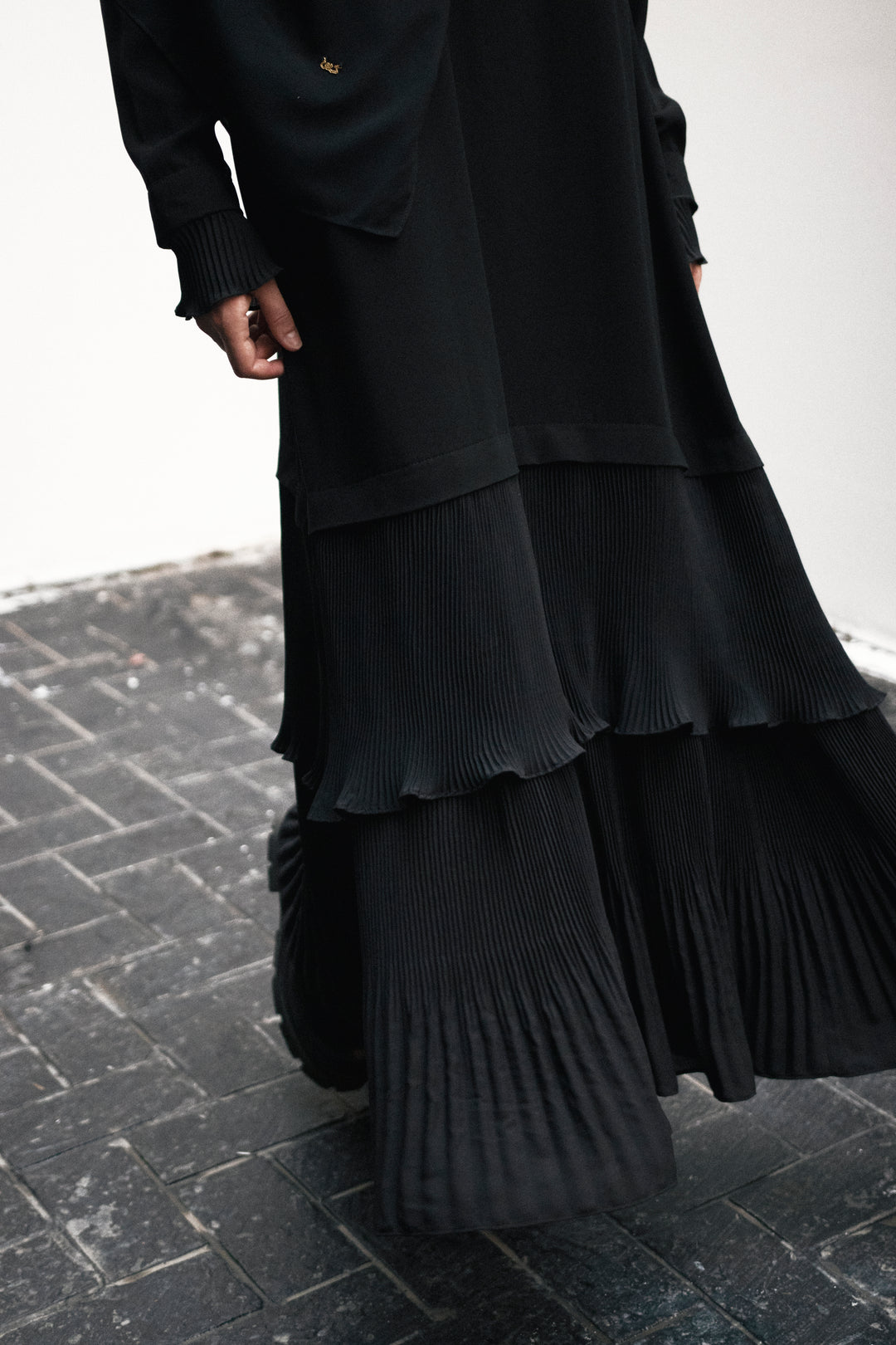 Ruffled pleated abaya C0212