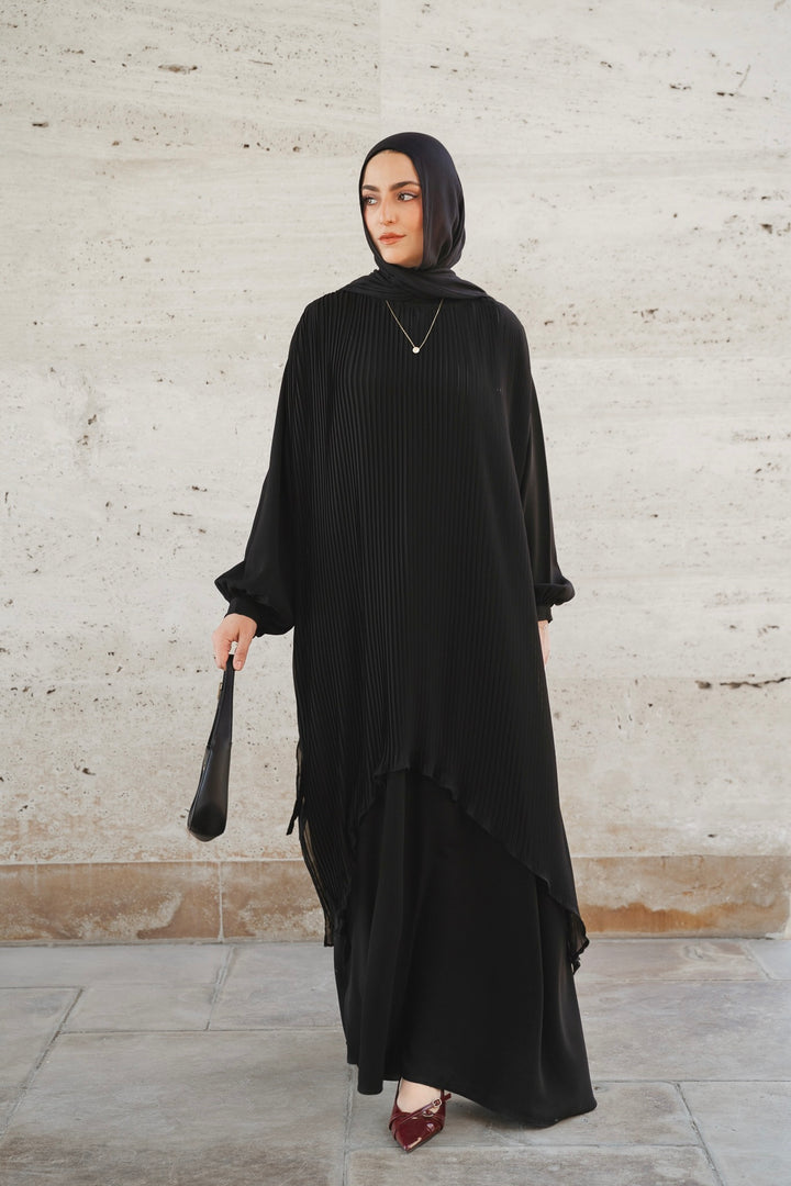 Pleated Ribbons Cape C0529
