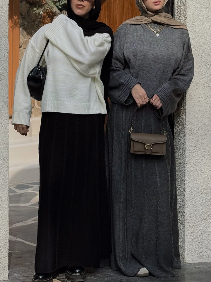 Oversized knitted pullover C0339