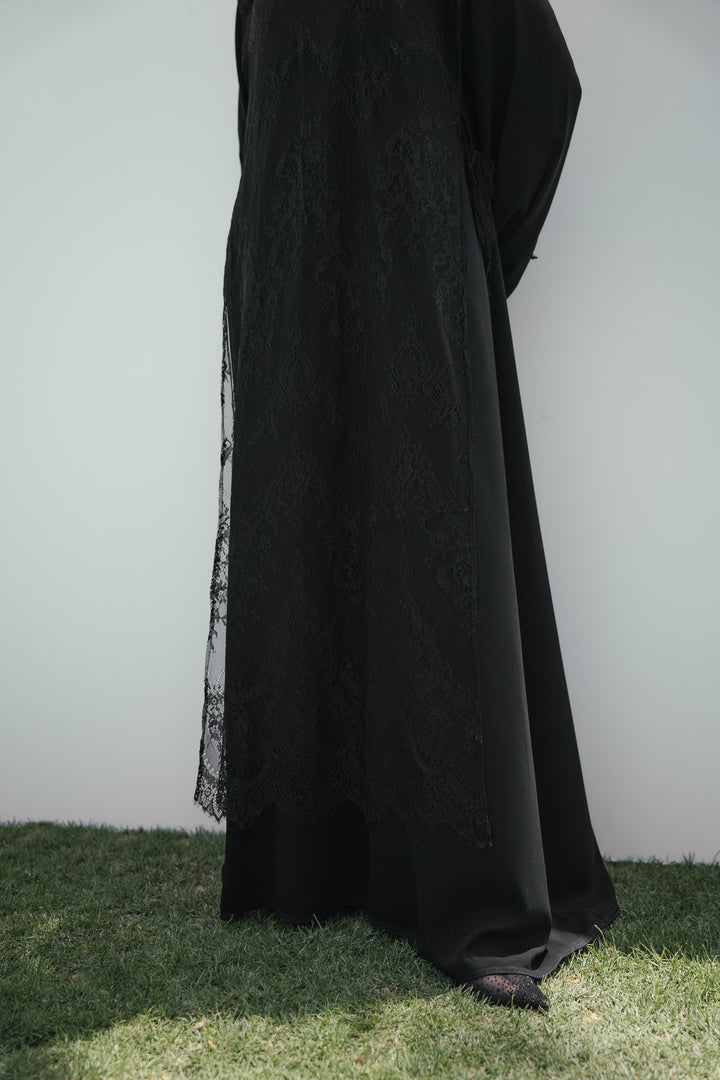 Lace Sleeveless Cape c0539