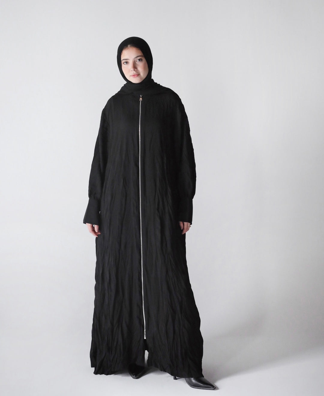 Crushed Zipped Abaya C0505