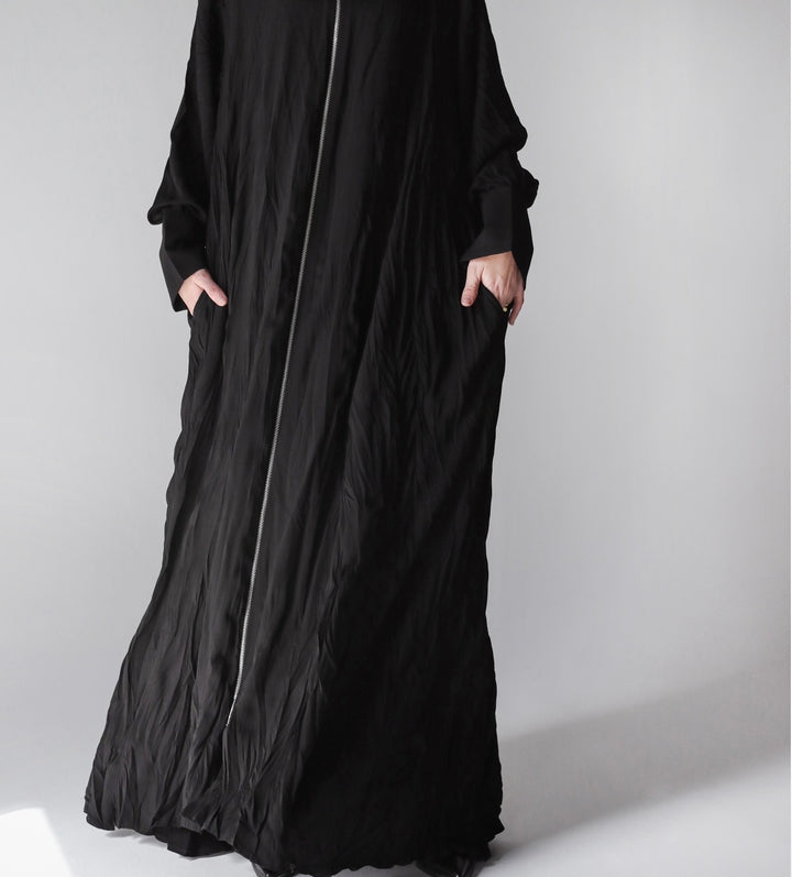 Crushed Zipped Abaya C0505