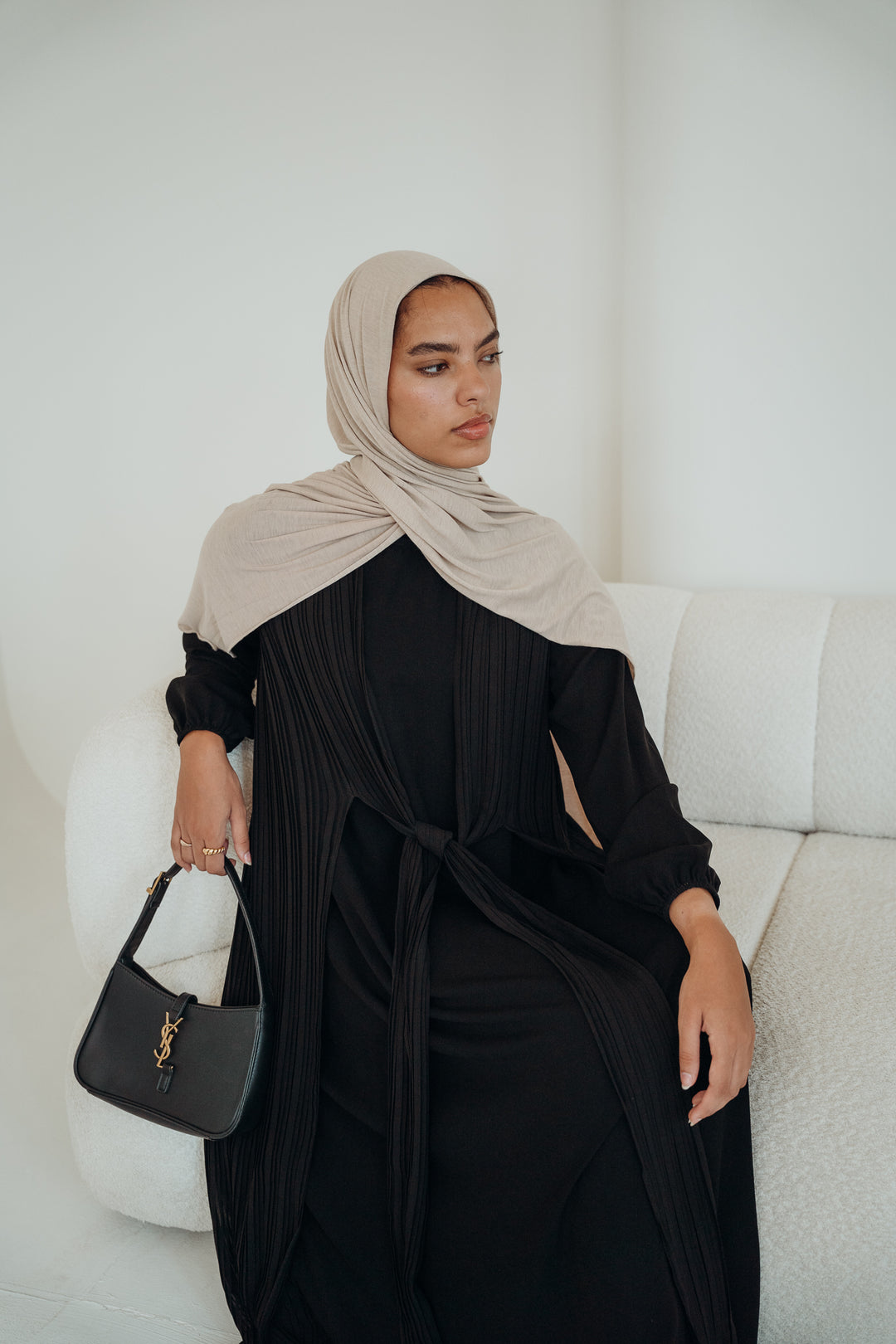 Pleated Knot Abaya C0425