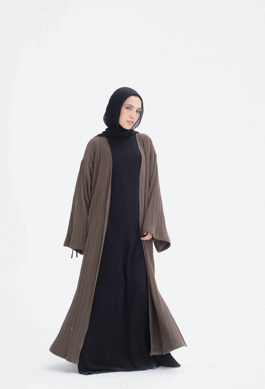 Pleated soft wool kaftan