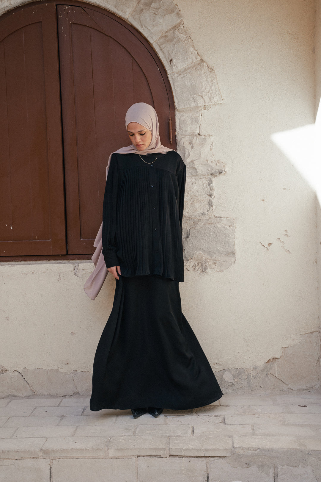 Buttoned flow abaya C0472