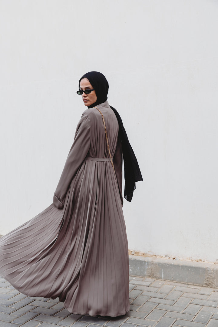 Cloche pleated kaftan C0493