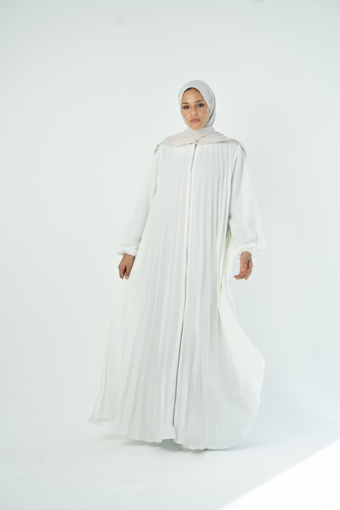 Fully pleated abaya C0108