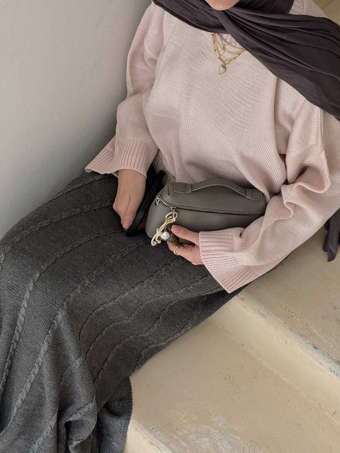 Oversized knitted pullover C0339