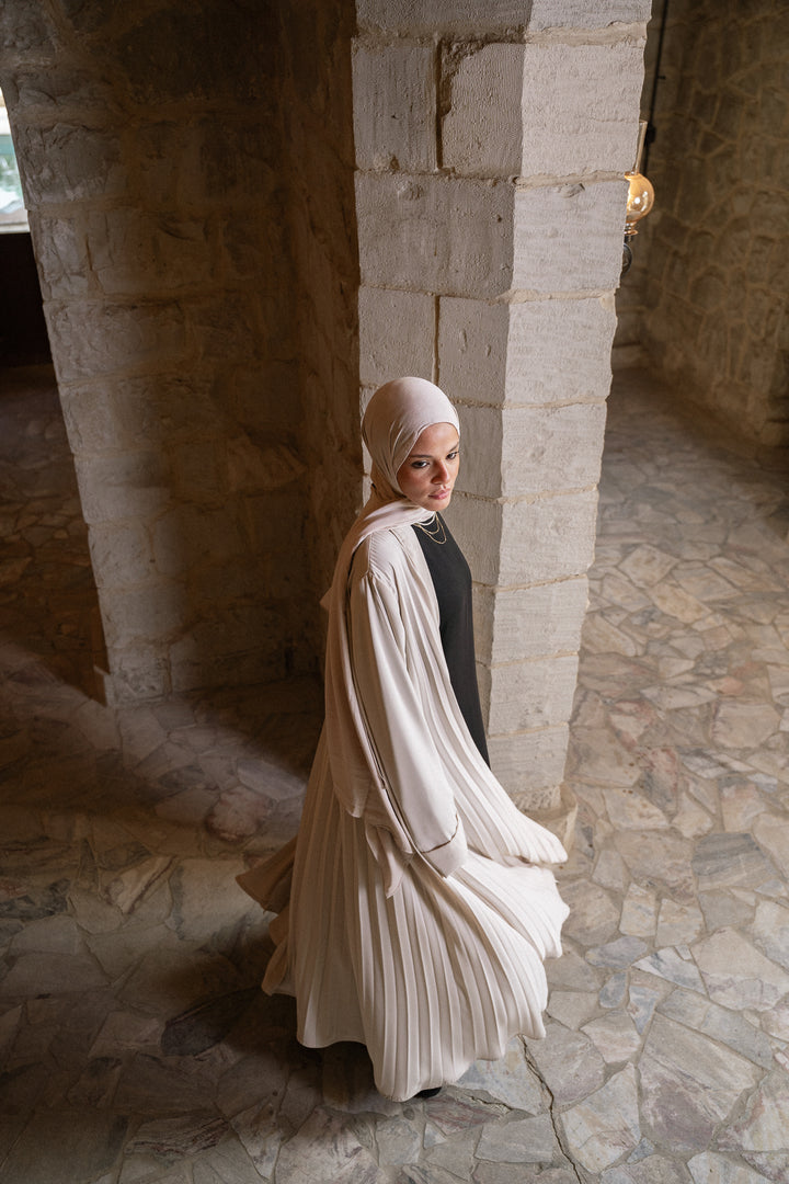 Cloche pleated kaftan C0493