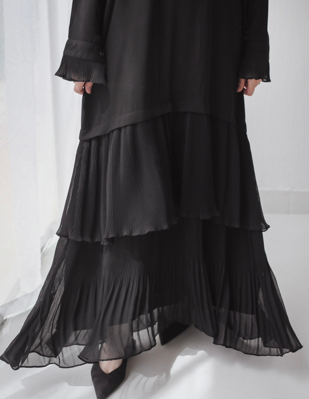 Ruffled pleated abaya C0212