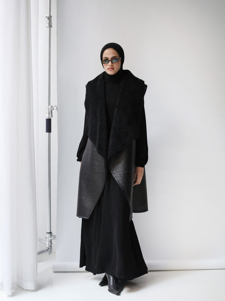 Faux Shearling Vest C0453