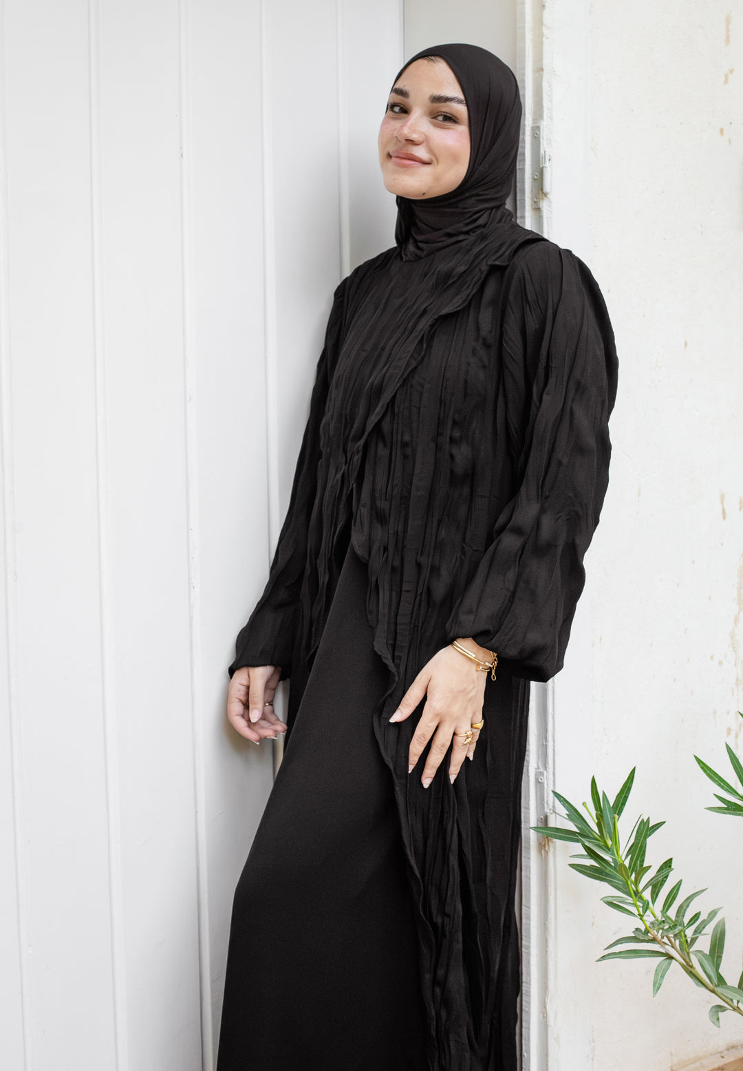 Crushed Overlay Abaya