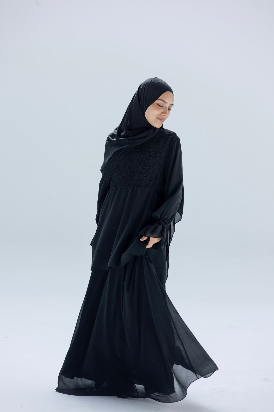 Gathered Flowy Abaya C0450