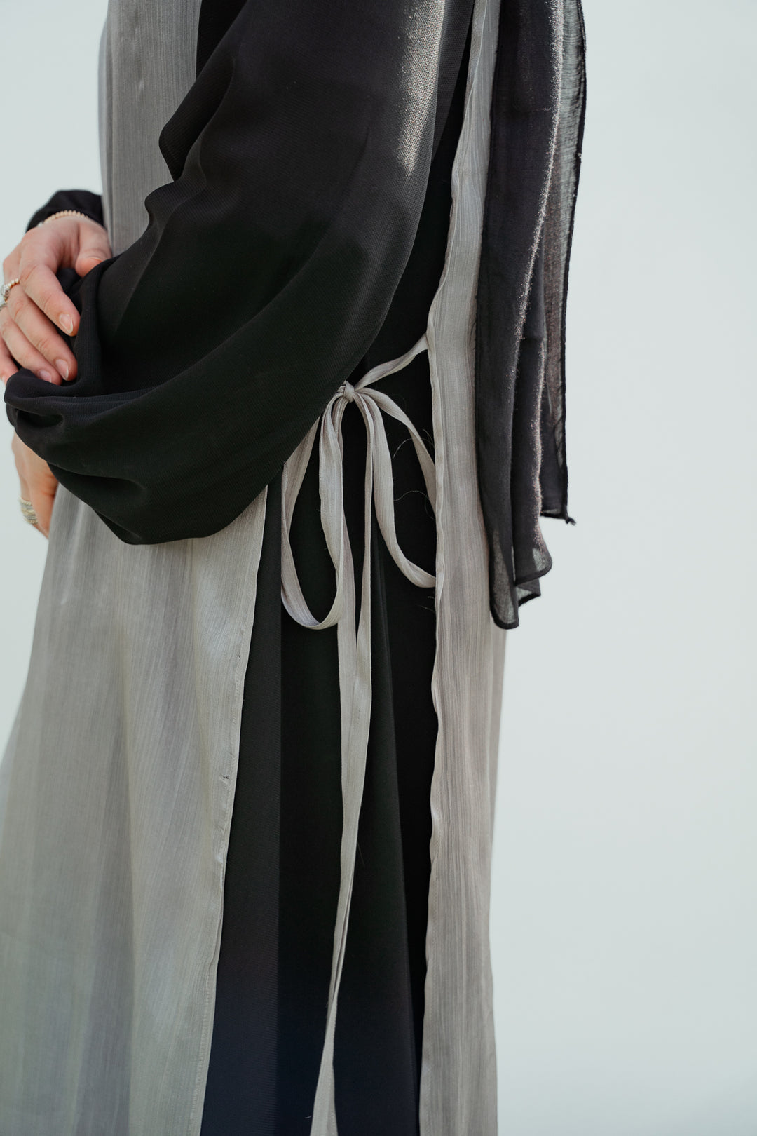 The Shimmer Cape C0528