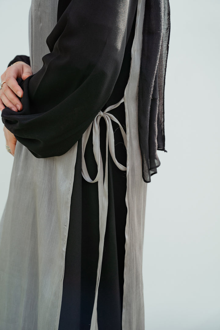 The Shimmer Cape C0528