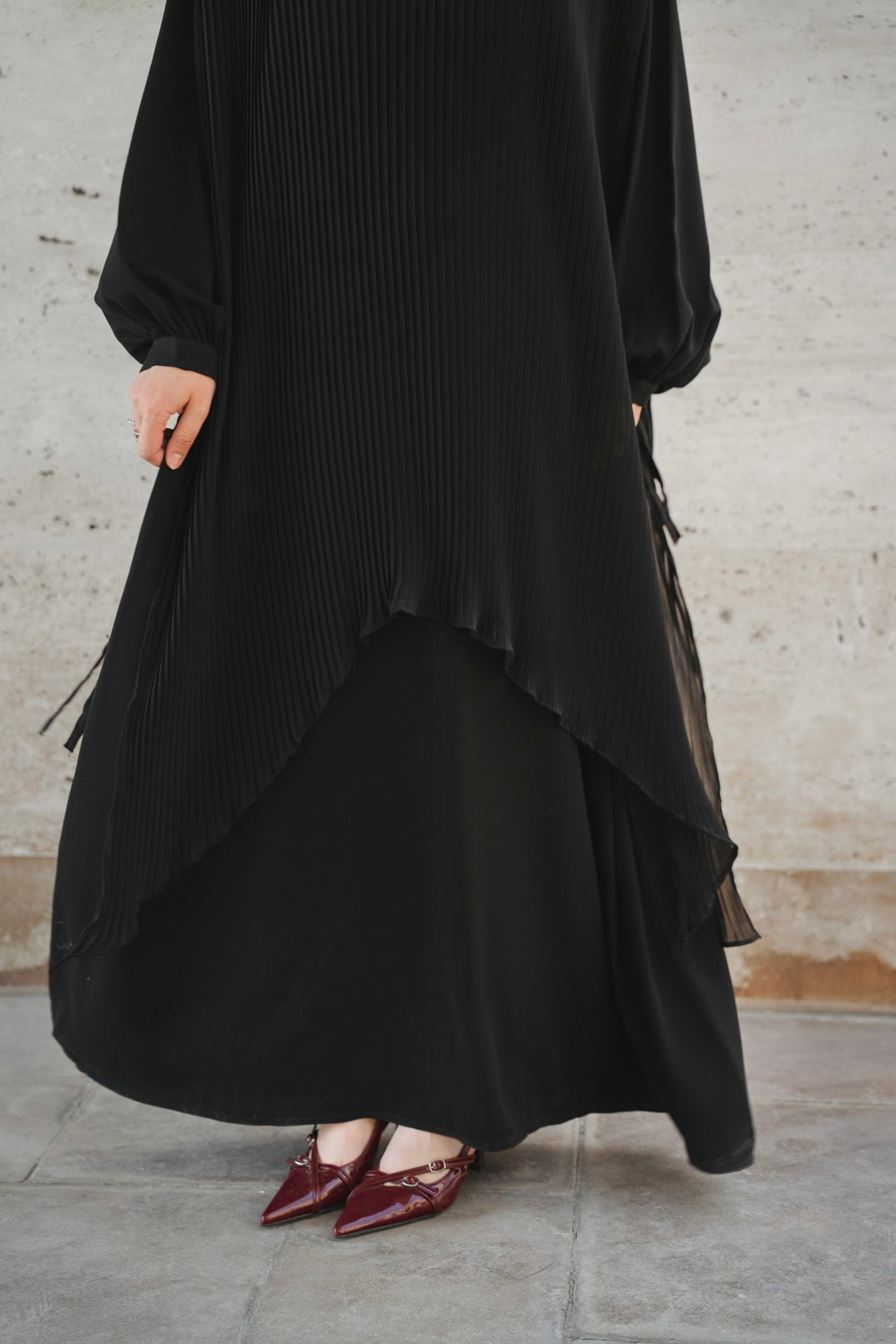 Pleated Ribbons Cape C0529