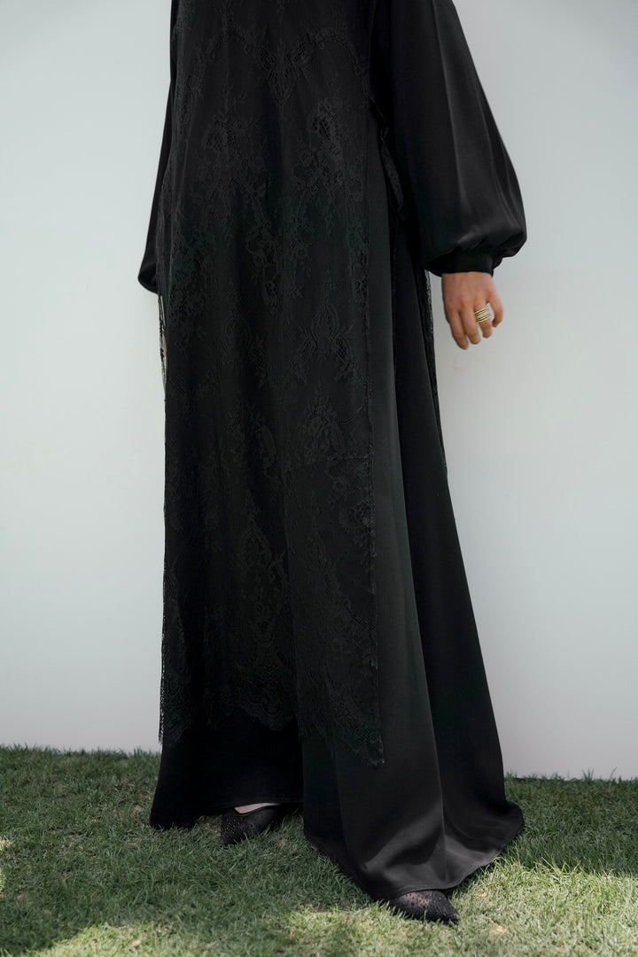 Lace Sleeveless Cape c0539