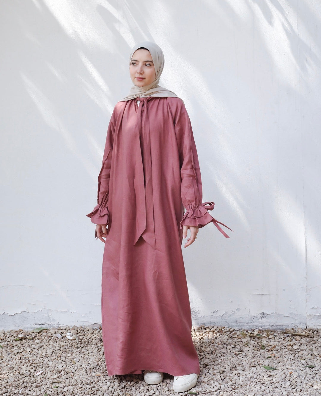 Belted Tie-Neck Dress C0504