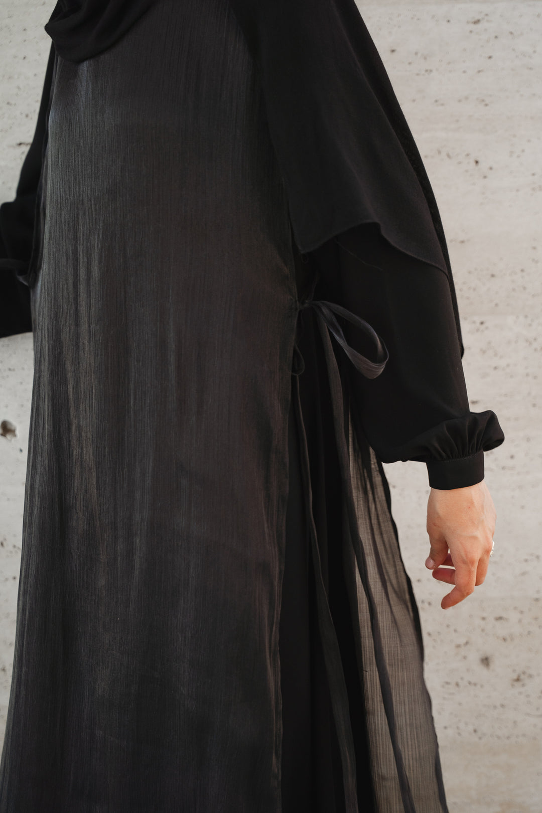 The Shimmer Cape C0528
