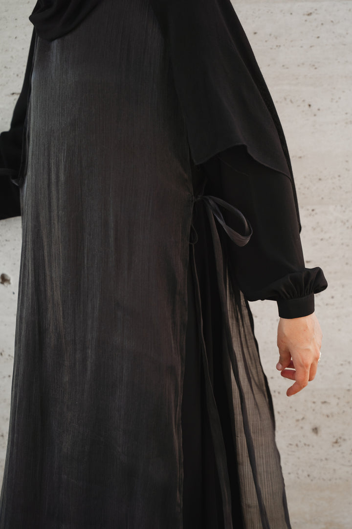 The Shimmer Cape C0528