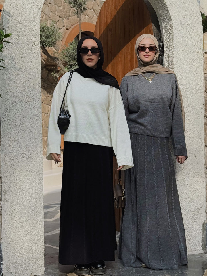 Oversized knitted pullover C0339