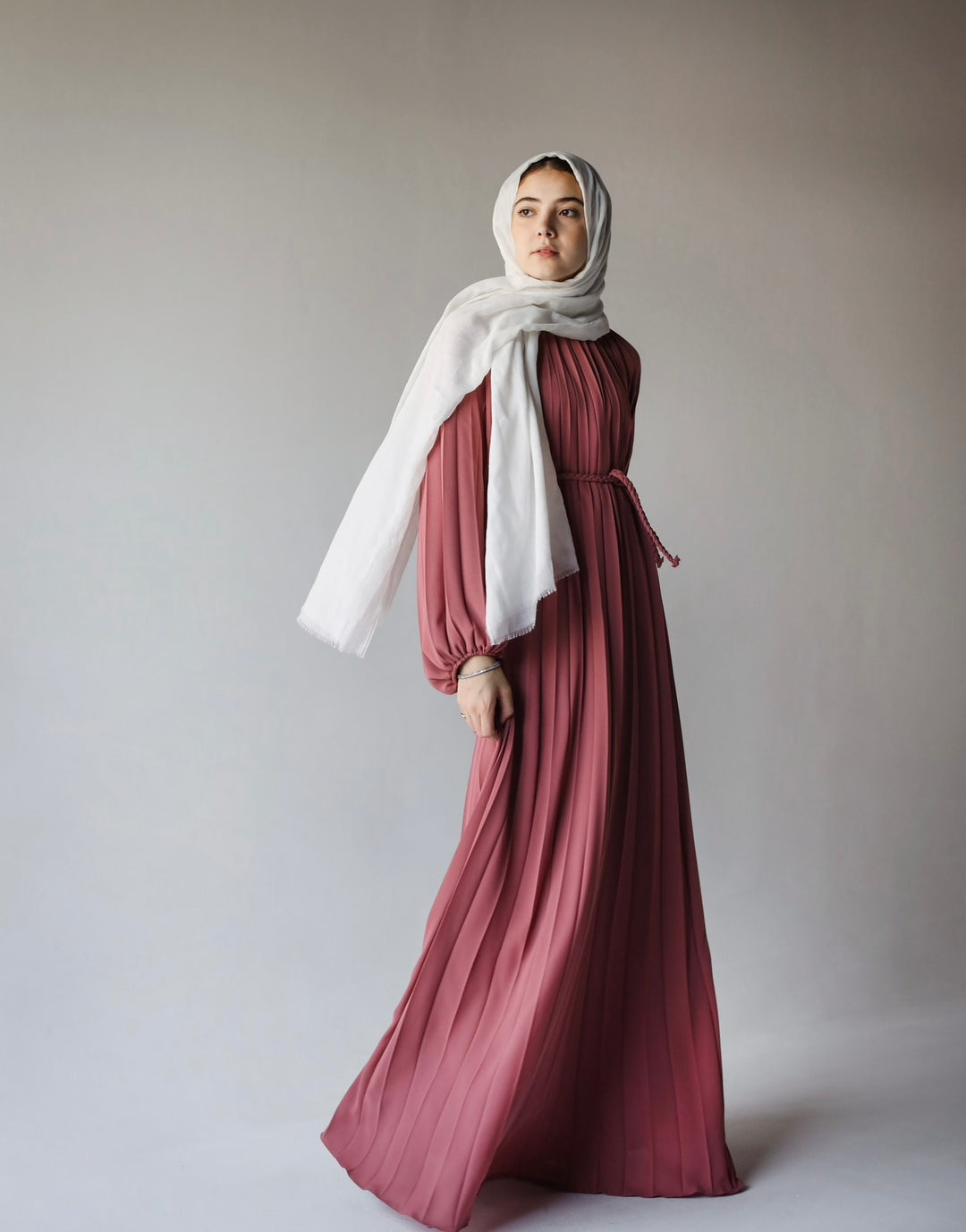 Pleated braids abaya C0171