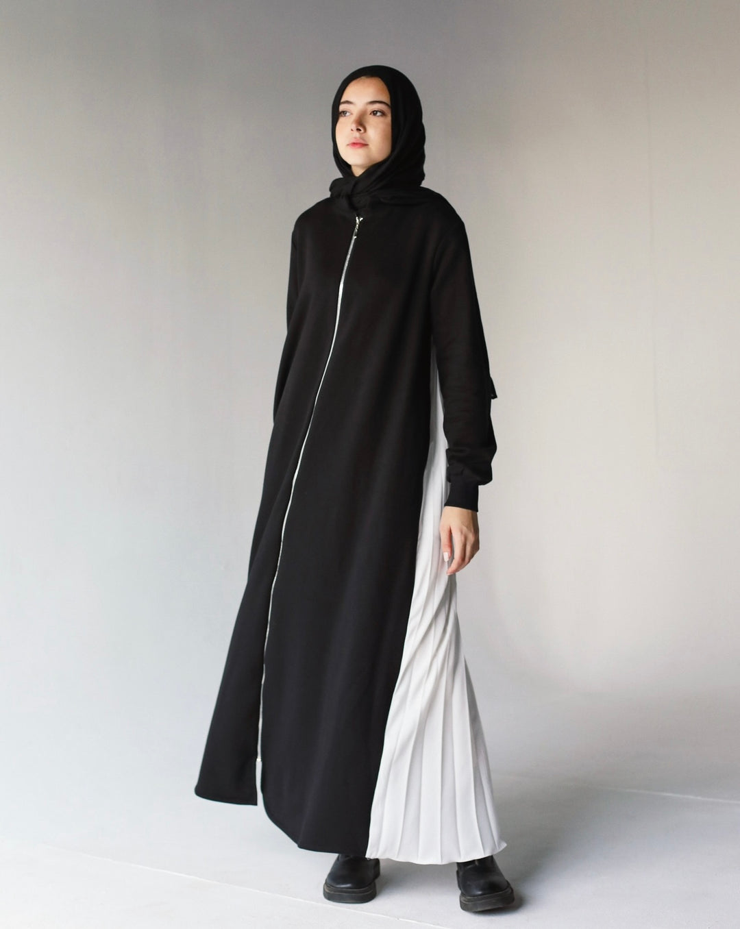 Oversized pleated dress C0160